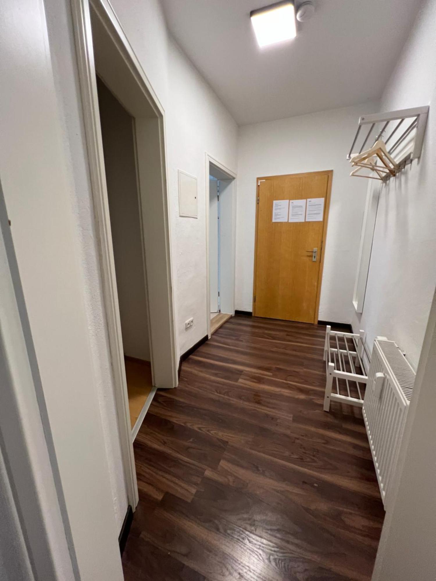 Apartment Humboldt 3 Schlafzimmer,Wifi, Netflix Parken, Terrasse, Klimatisiert, Naehe Zentrum Jena Buitenkant foto