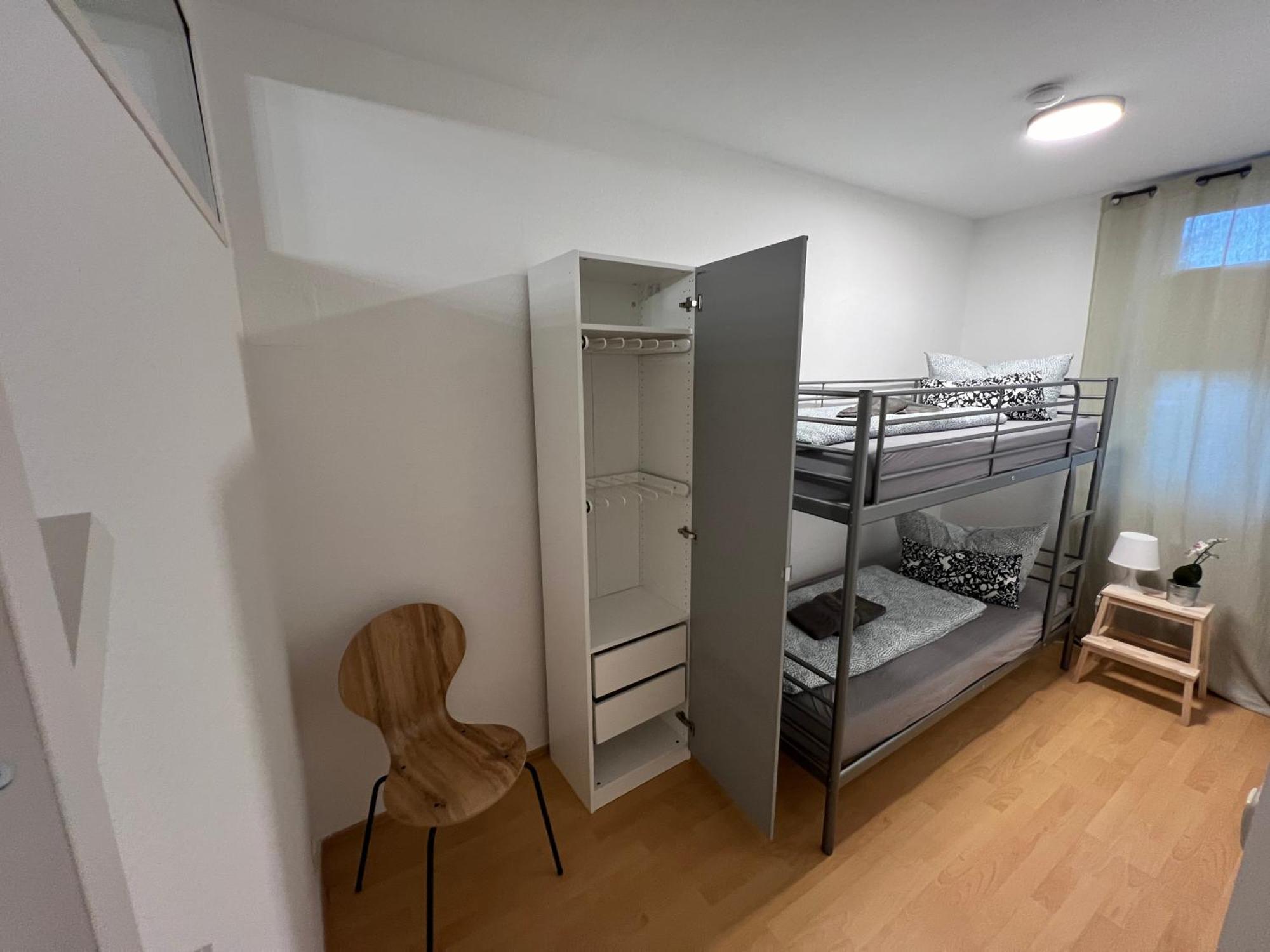 Apartment Humboldt 3 Schlafzimmer,Wifi, Netflix Parken, Terrasse, Klimatisiert, Naehe Zentrum Jena Buitenkant foto