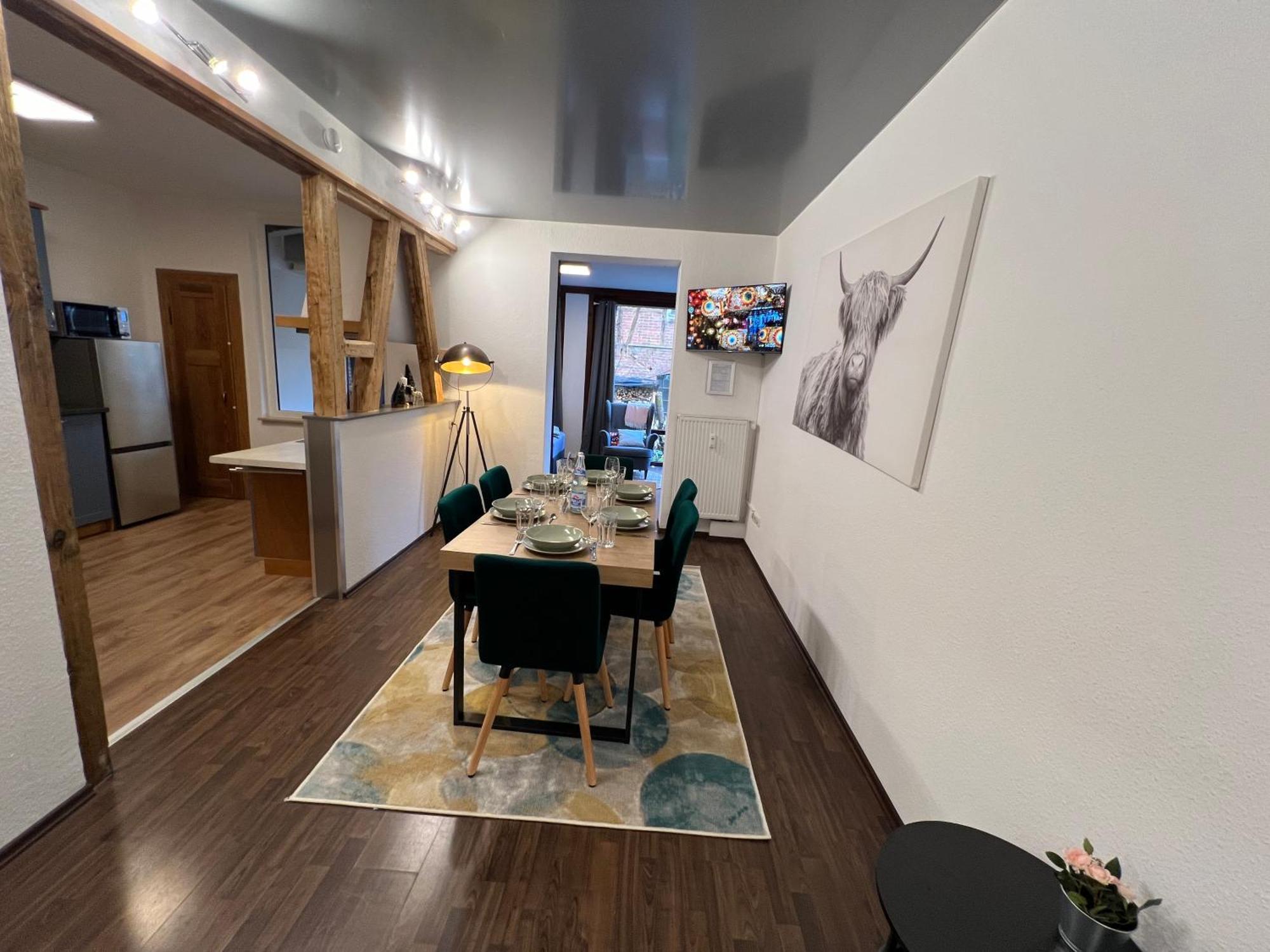Apartment Humboldt 3 Schlafzimmer,Wifi, Netflix Parken, Terrasse, Klimatisiert, Naehe Zentrum Jena Buitenkant foto